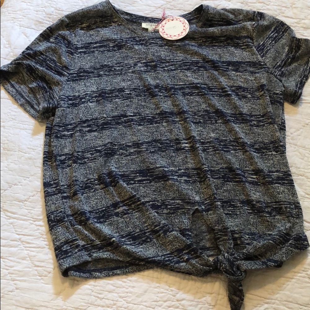 Umgee too with front tie